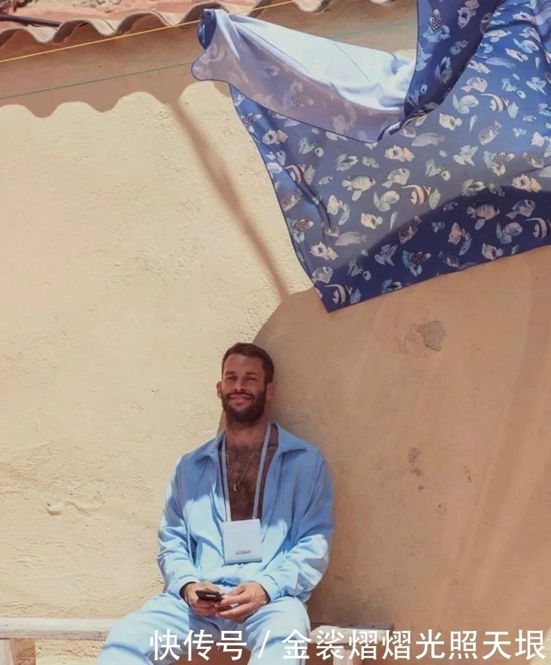  风格|我看这些设计师，干脆转行当时尚博主得了