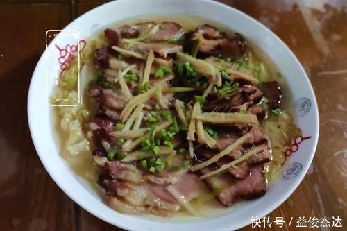 天冷多吃蒸菜,这菜蒸一蒸就出锅,鲜美到流口水,好吃到停不下筷