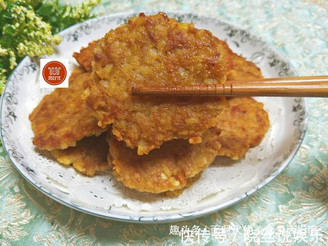 给孩子做一道简易小吃，焦香软糯，十分钟就出锅，儿子一连吃6个