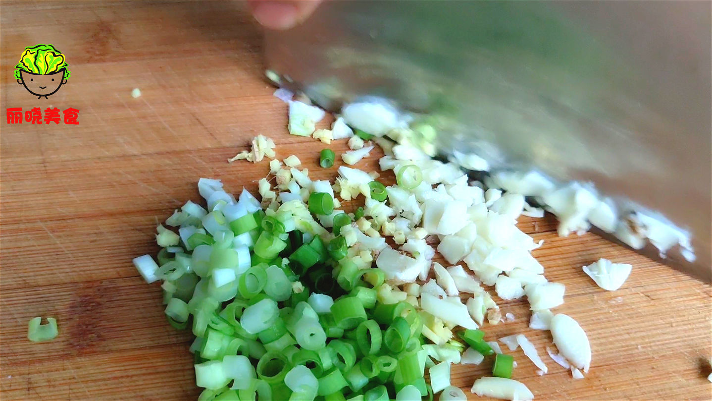 豆腐皮别炒菜了,教你好吃做法,我家一周吃5次,真的是太解馋了