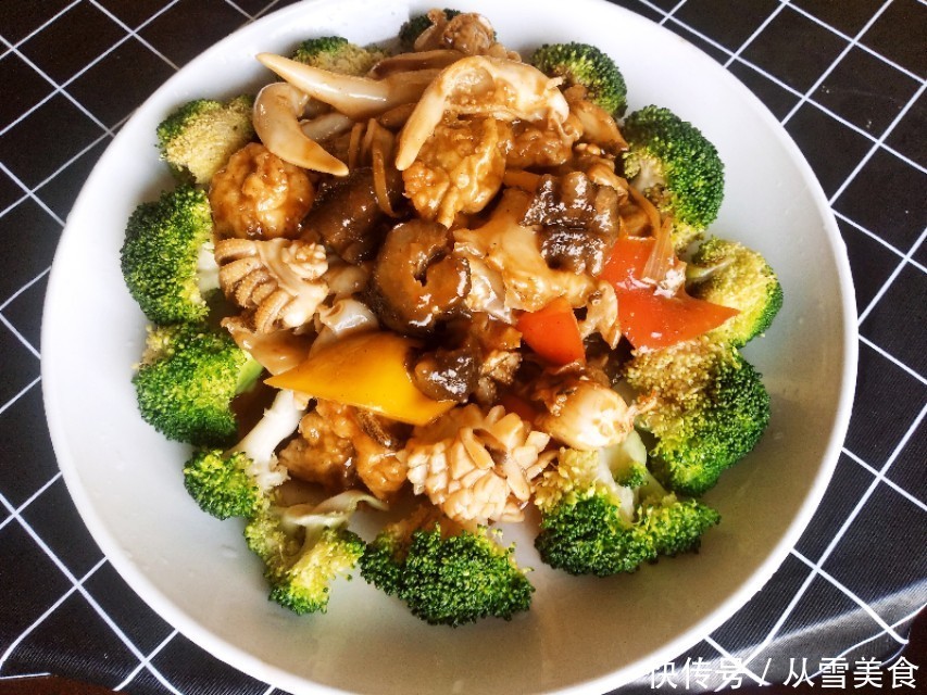 大连婚宴必备的五道菜,这菜一上,就意味着菜齐了!你的家乡呢