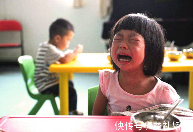 幼儿园|孩子要上幼儿园,家长要牢记哪三句不要问,看看你是不是常说