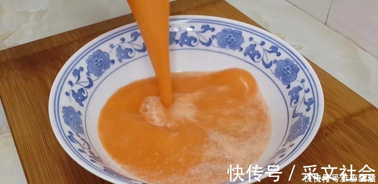 口水|早餐新吃法, 手不沾面, 做出来比鸡蛋饼营养又好吃, 边吃边流口水