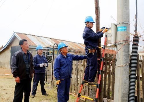 70后|孩子多的家庭,排行第几的孩子比较有出息呢?通常是家里的这个娃