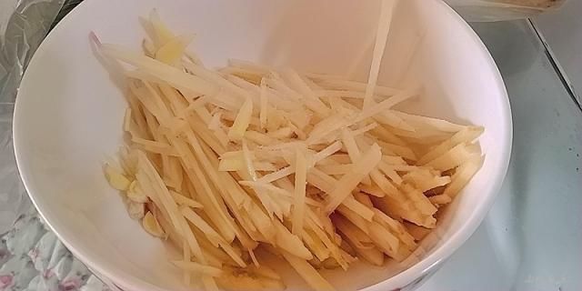 不易|白酒最怕的解药,不是浓茶?家家都有,酒前吃不易醉还能护肝