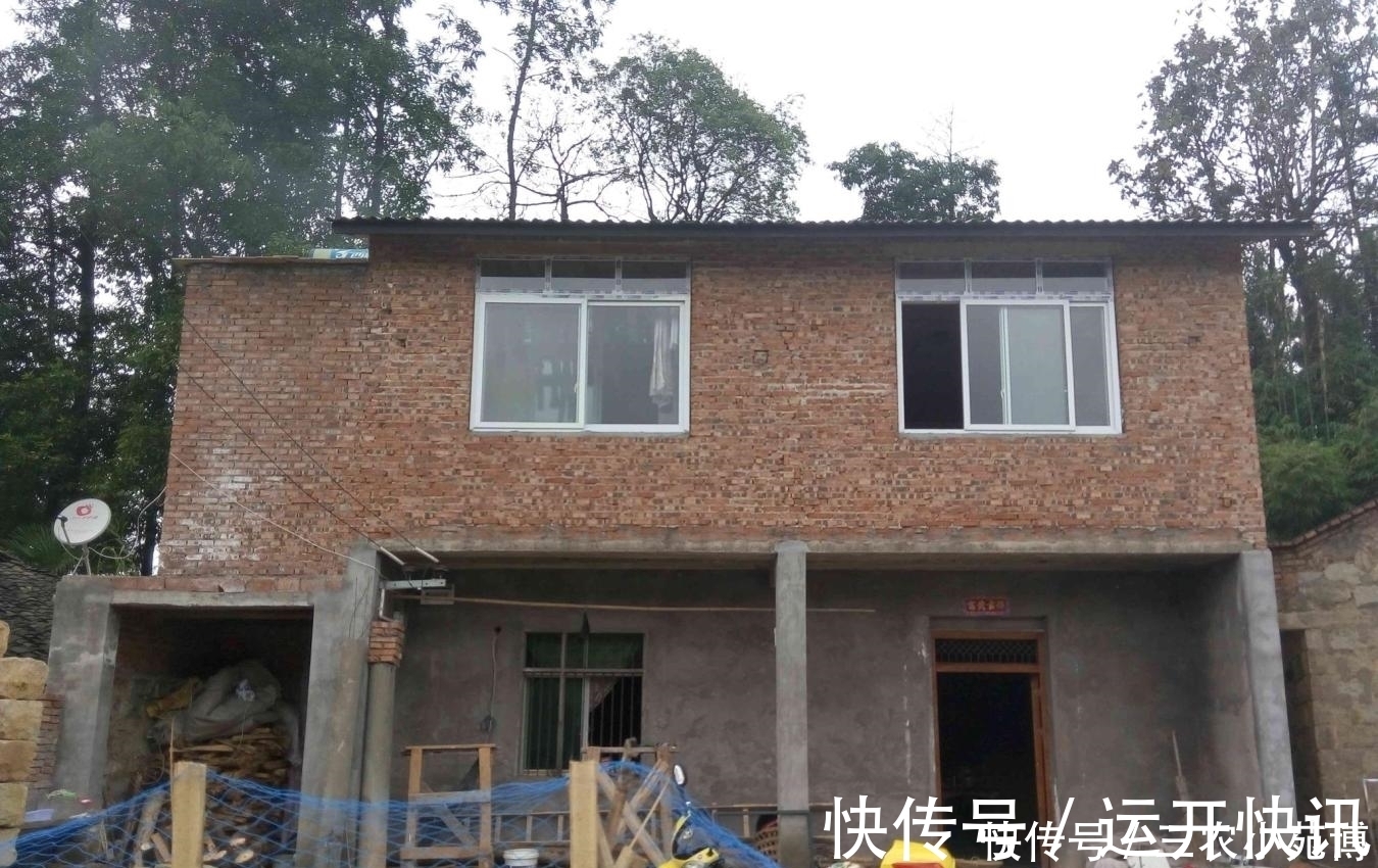同村|自己有宅基地, 又买了同村人宅基地盖房, 如果拆迁赔偿款该归谁