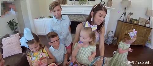 一家人|4分钟产下5胞胎,5年后一家人这样,5胞胎家庭的真实故事