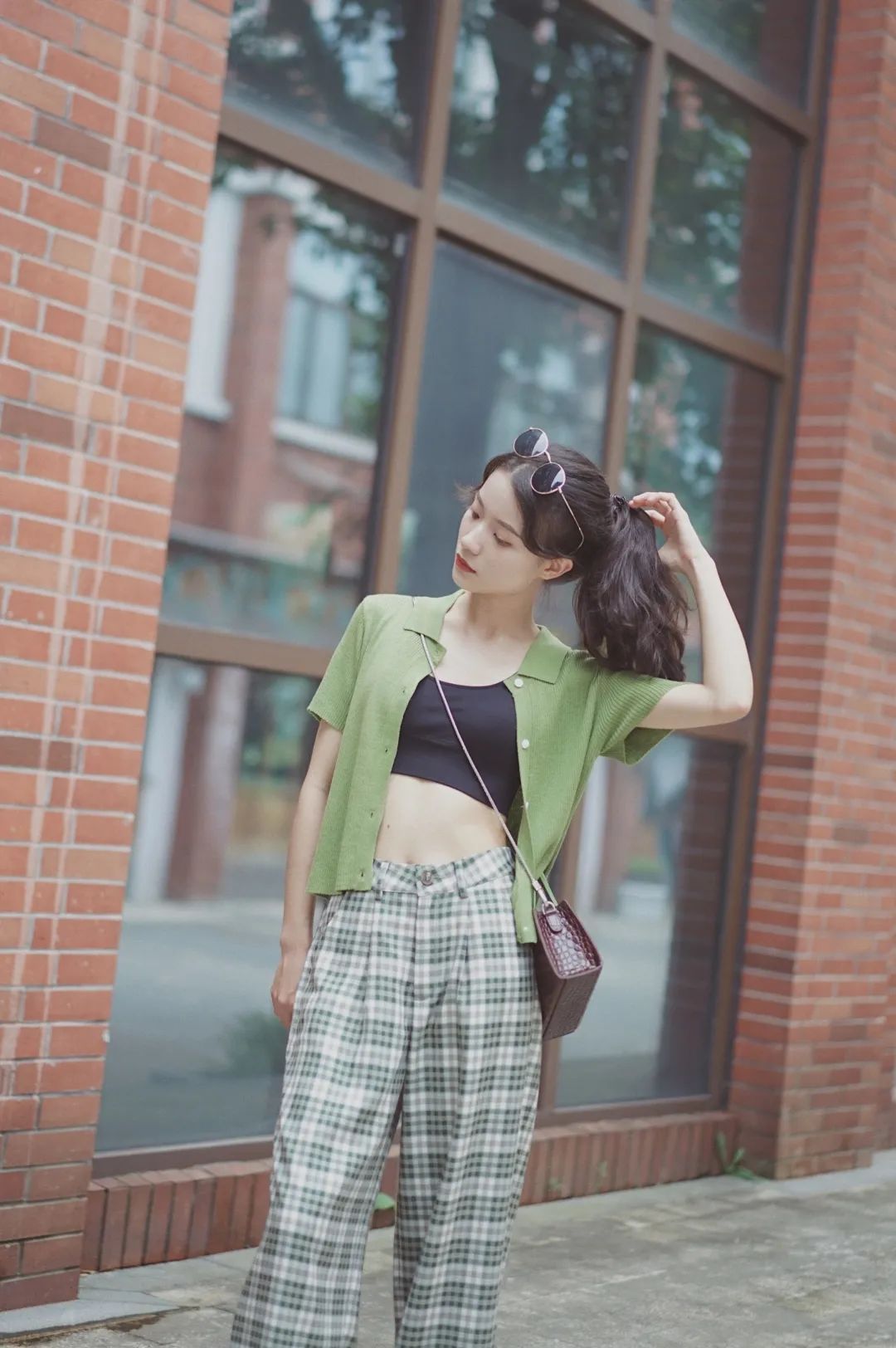 短裤|今夏最适合小个子的3款裤子，显瘦显腿长，照着穿就对了