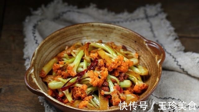 美味|大厨级的干煸有机菜花教程,注意1步骤,香辣美味倍儿下饭