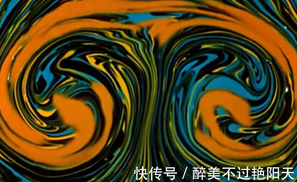 初代|看了二十来年的奥特曼,才知初代的片头是怎么拍的,都没有用特效