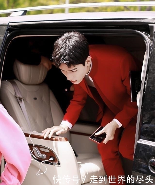 龚俊加入《中餐厅》,粉丝却说龚俊快跑,我们想要另一个“公主”