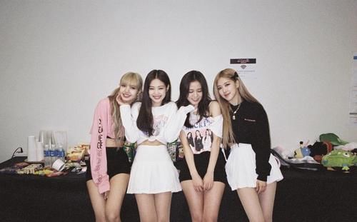 刘逸云空降《创4》现场，Lisa只能远程录制，四代团是要比二代团高贵？