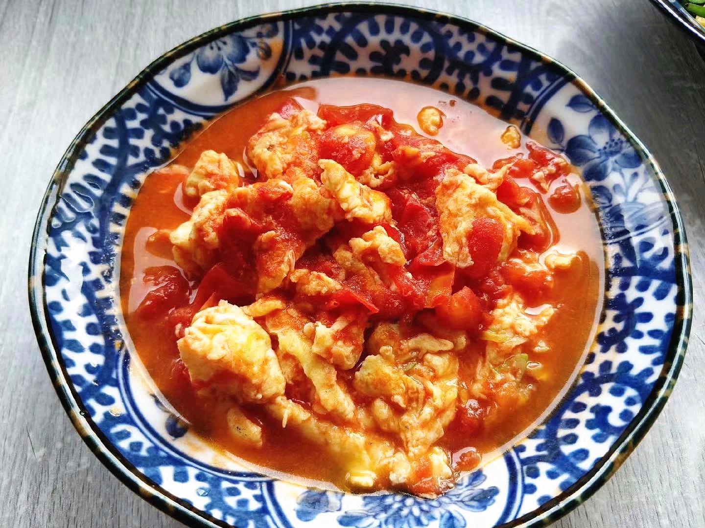 九道家常菜,有荤有素有海鲜,一家三口的晚餐