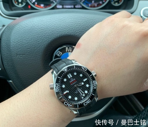 男士|35岁男士,第一块欧劳万手表,基本逃不过这三款