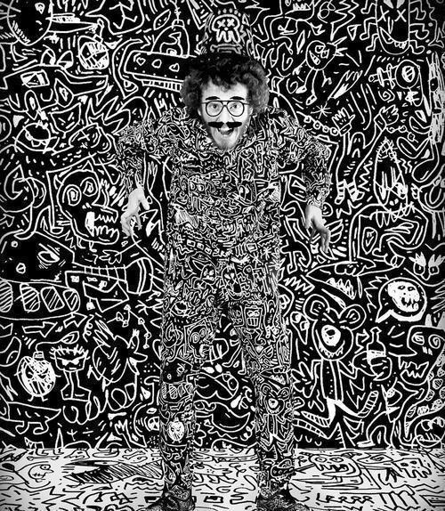 考克斯&小伙子画画月入百万,专家这根本不是画,小伙我承认乱画的