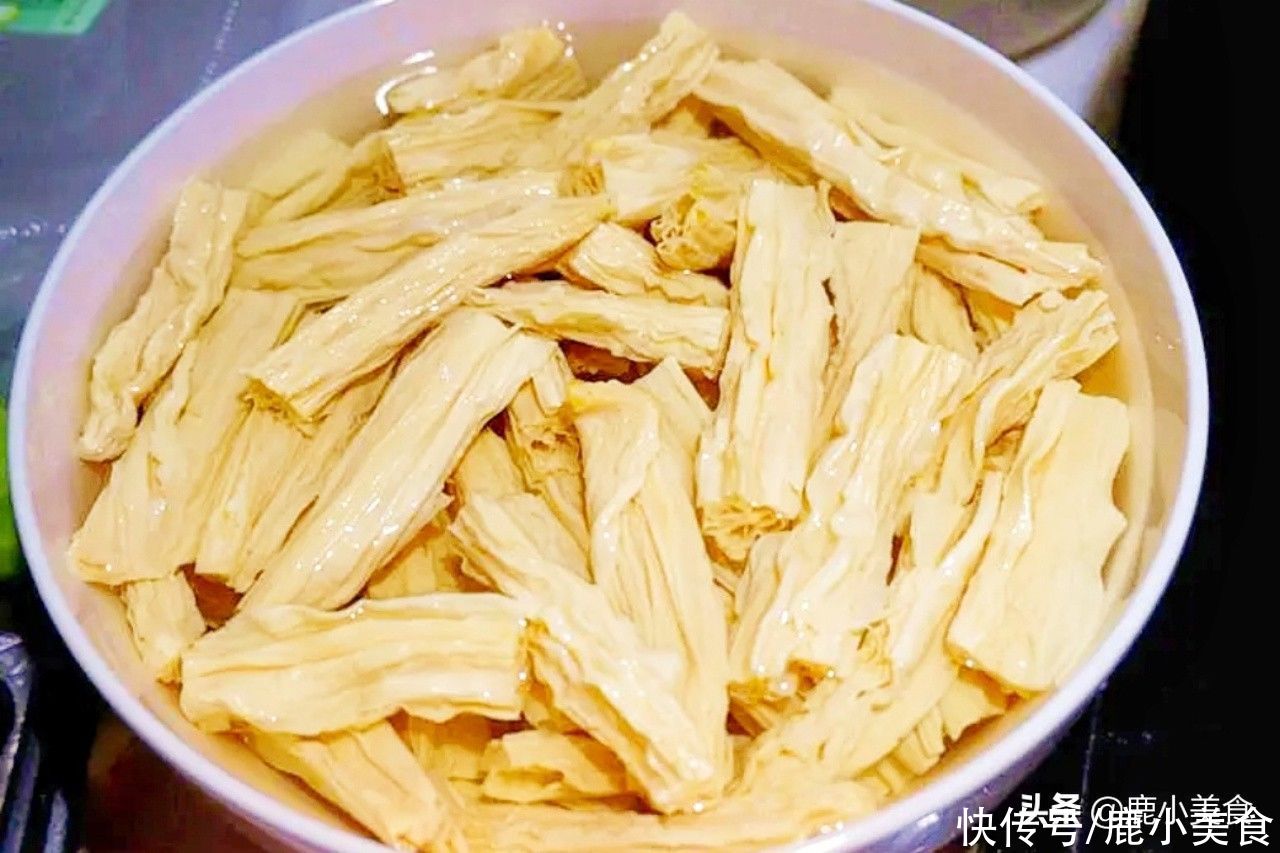 炸弹|6种食物毫不起眼，却是“热量炸弹”，无节制进食，小心越吃越胖