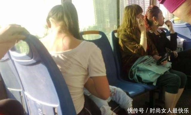 乘客|宝妈在公交车上奶孩子,被大爷大声诉骂,结果被乘客反攻!