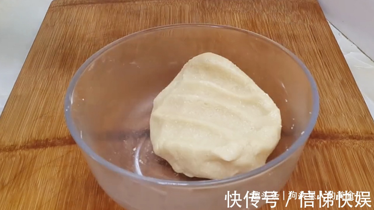 油酥|家常零食做法，一口一个，比面包还好吃，太香了
