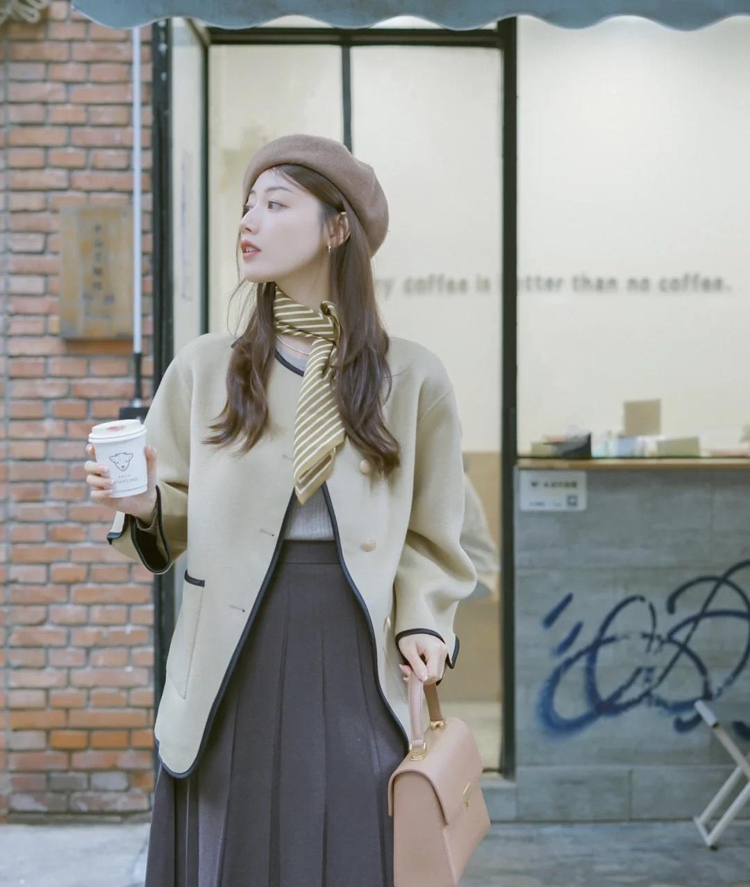 女人味|秋冬,高级感穿搭指南,针织衫搭配半身裙,温柔知性更具女人味!