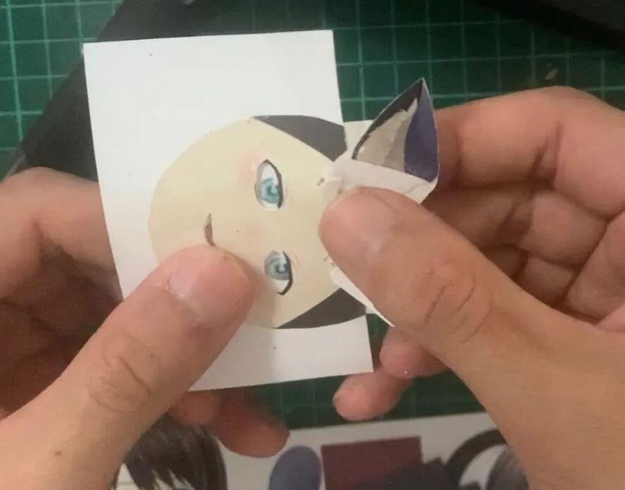 纸杯#给这位大神纸杯,还你可动的二次元美少女,更神奇的陆续有来