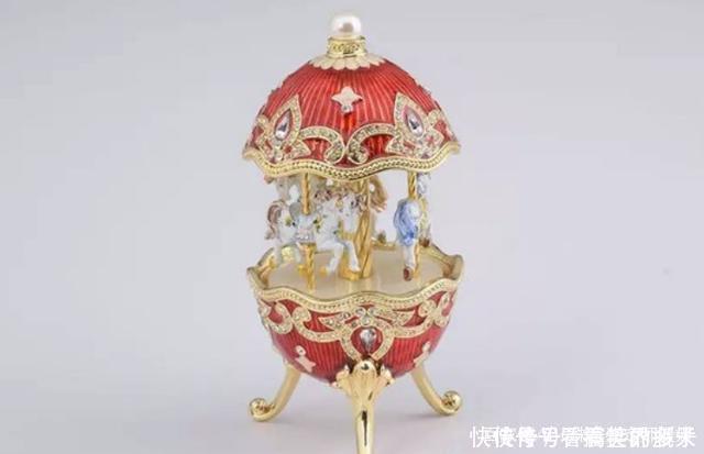 巧夺天工|俄罗斯的珠宝传奇，彩蛋珠宝令人目眩神迷，巧夺天工到处充满惊喜