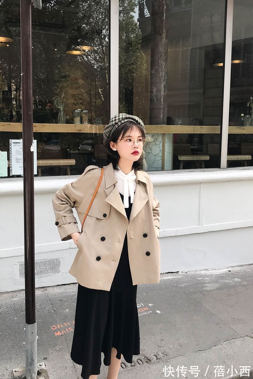西装|真正有品味的女人，入秋第1套搭配首选“外套+裙子”，时髦又高级