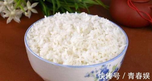 碳水|糖尿病人吃米饭，建议牢记三个细节，血糖也不敢“造次”