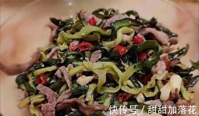 秋天这不起眼的菜,晒干太抢手,比新鲜的更好吃,冬天炒肉吃最香!