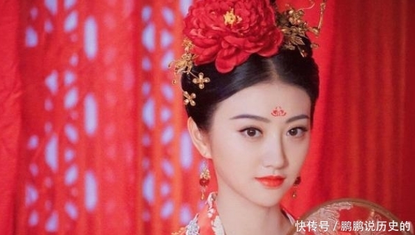 女性|都说“英雄难过美人关”,下半句才是精华,说出了女人的弱点