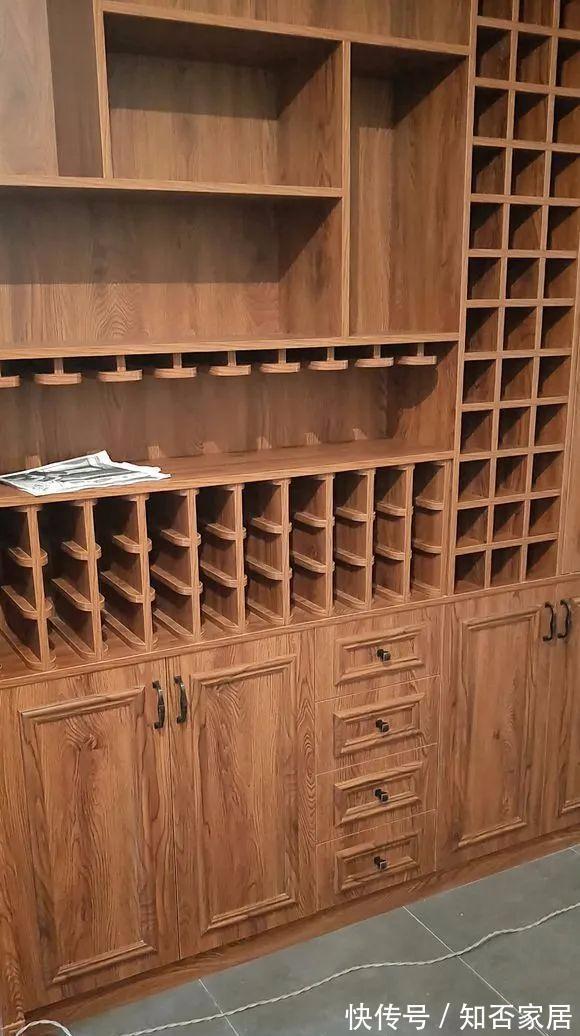 酒杯架|让木工师傅现场做的全屋的柜子,3万全包,效果超乎意外的好看!