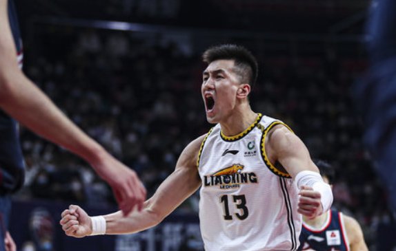 遼寧男籃|郭艾倫更博：希望2022我們大家都能有真正的快樂