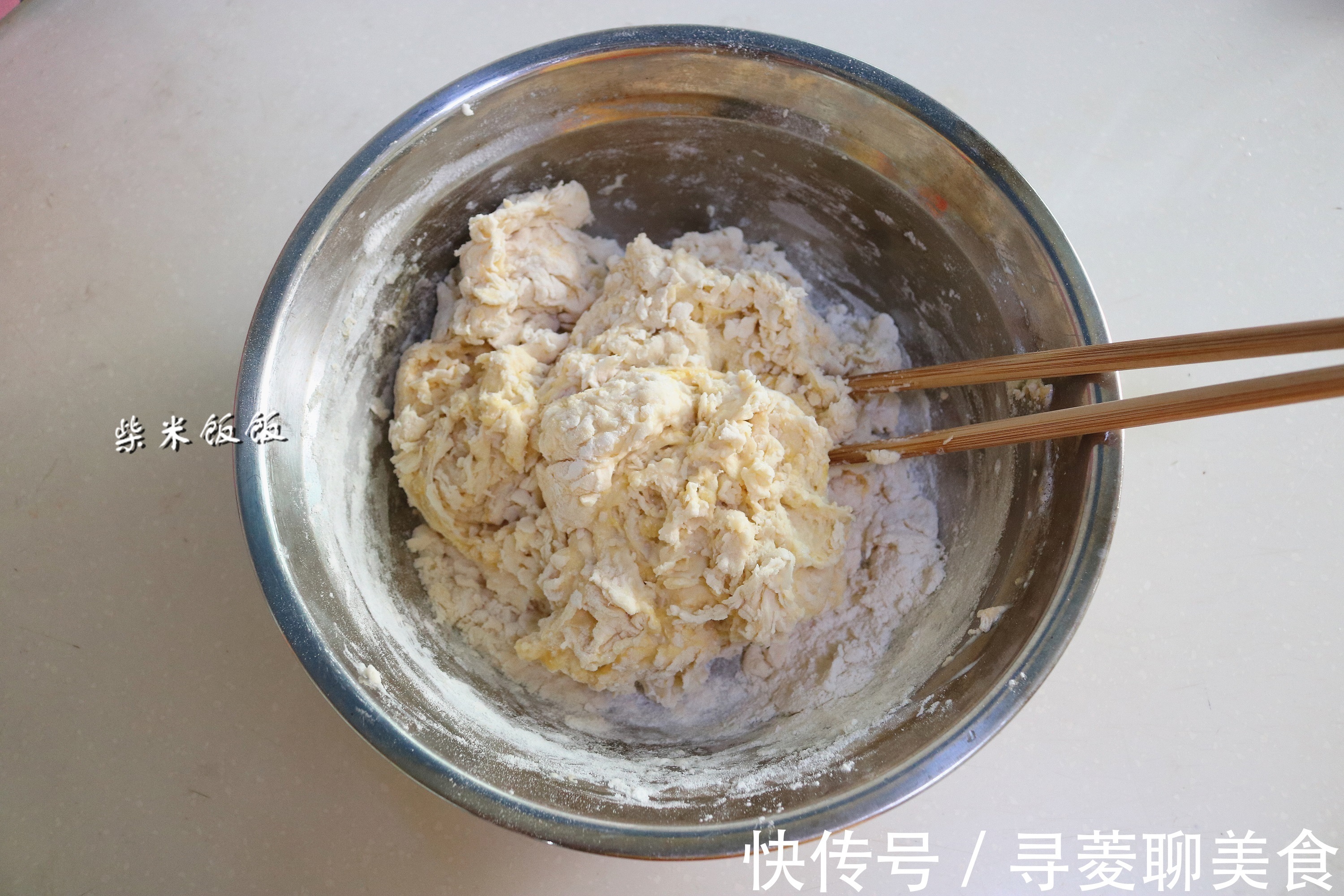 油条|炸油条,到底需不需要酵母油条老板告诉你配方,和买的一个味