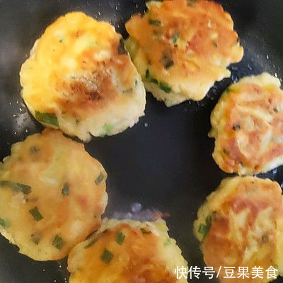 好吃的土豆饼,是不是很有食欲呀