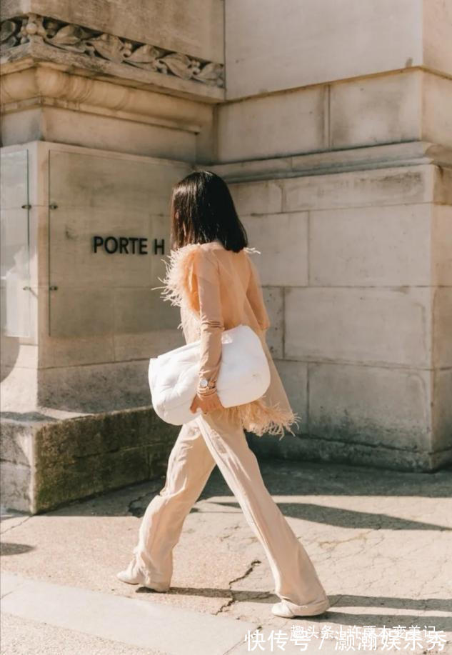 包型 女人过了40岁,这3种“包包”万万不要背,不时髦还“掉价”!