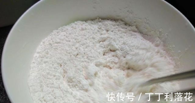 生发剂|他是“天然生发剂”，每天坚持吃含有维生素，能够很好的保护头发！