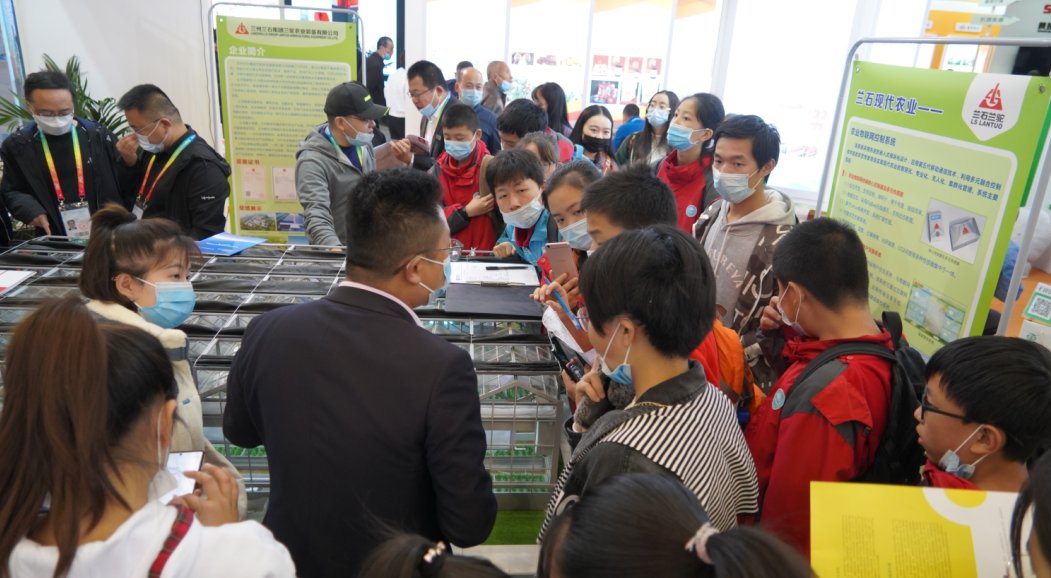 中学|走进杨凌农高会——西安市第三十四中学师生参观第27届杨凌农高会