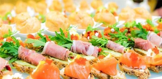 大鱼大肉|想要自助餐吃得划算,面对这5种饱腹感强的食物,一定要避而远之