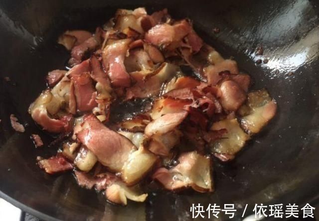 炒腊肉又干又硬？错在第1步，下锅前多做1步，香软有嚼劲，好吃