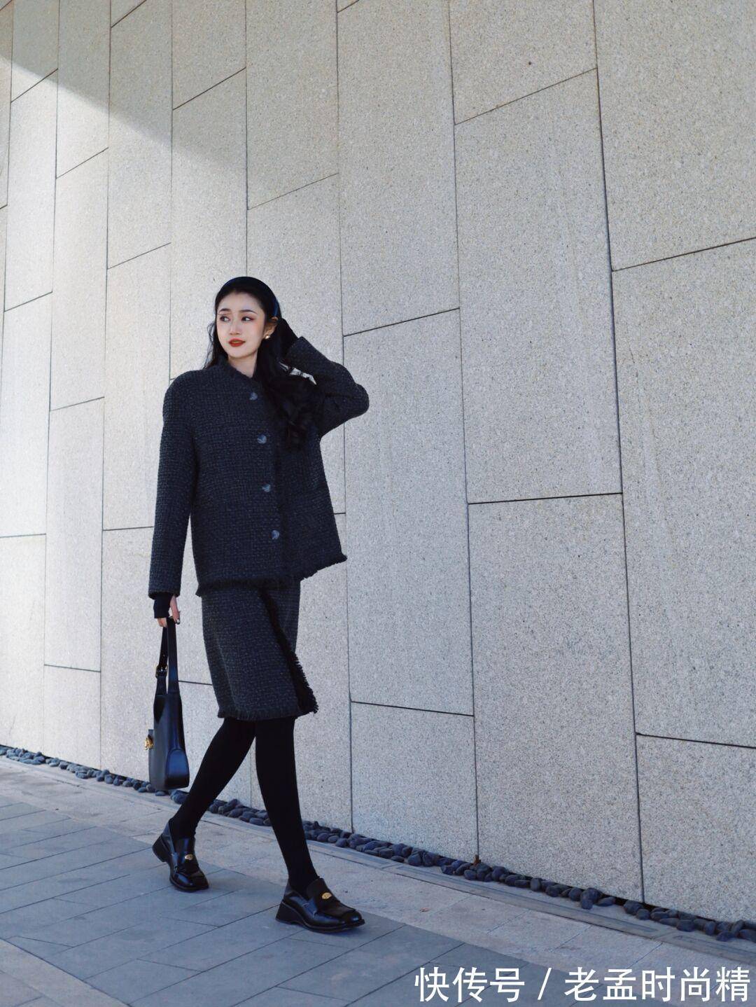 穿搭 这5色小香风套装你有哪套?穿出女人的自信,温婉大方,时尚迷人