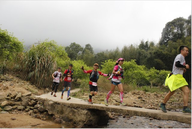 肝癌|教授54岁时开始“日行万步”,坚持了18年后,他变成了什么样?