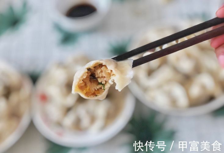 馅料|调萝卜馅,不要用盐杀水或者焯水,巧用一招,口感好味道香