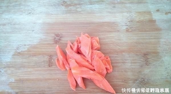 土豆和它一起吃是“天然泻药”,清肠排毒,皮肤白皙不长痘!