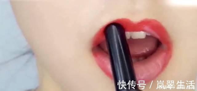 遮瑕 口红太贵?姑娘只用了1支口红 画出了8种唇色!
