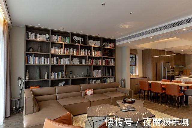 大理石|再买房,我一定学她家沙发不靠墙,往前挪0.5米,完工反而实用