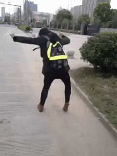 |搞笑GIF: 如何才能健康长寿 大爷讲的太对了