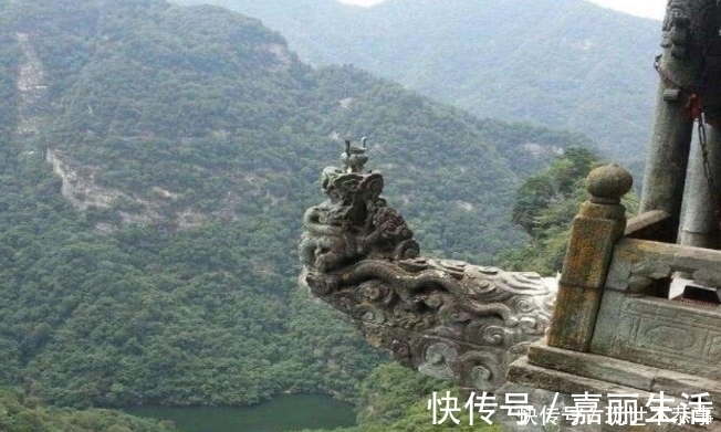 武当山|武当山上的“夺命”香炉，百年来无数人丧命，现在做出改动