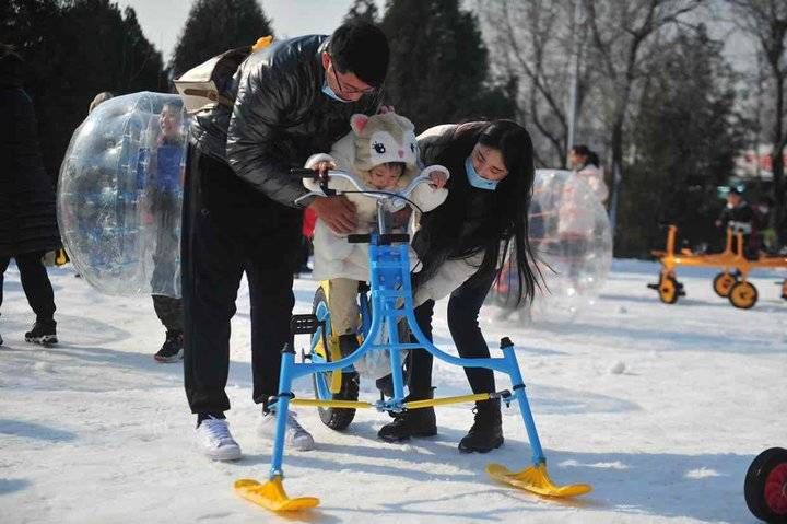 假期|元旦假期滑雪忙，成游客出游首选