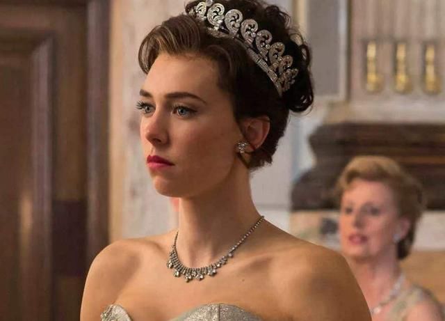  倾家荡产|美国男子痴迷王冠珠宝，＂倾家荡产＂收藏珠宝，满足自己的收藏欲