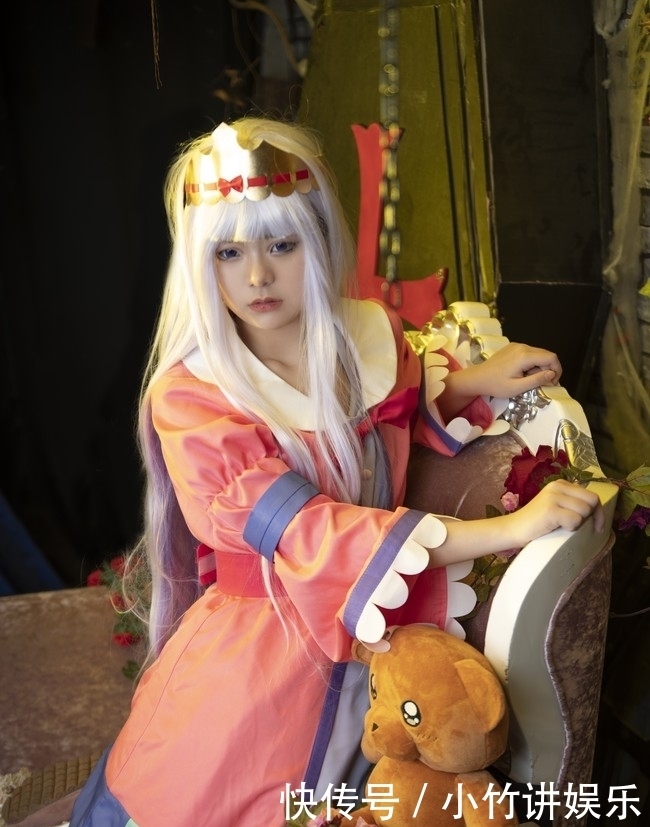 在魔王城说晚安——栖夜莉丝公主 cosplay