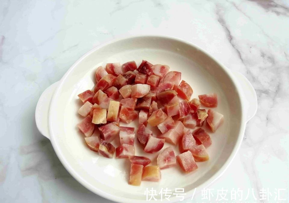 牛奶|蔬菜中的补钙冠军,钙是鸡肉7倍,比牛奶易吸收,老人孩子要常吃